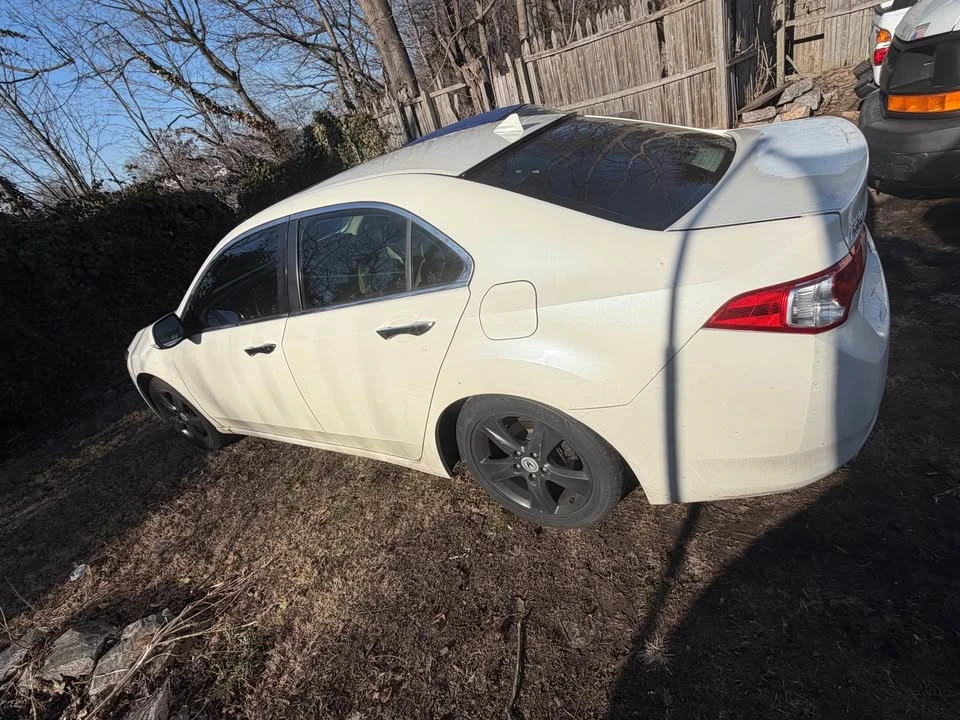 2010 Acura TSX 2nd Gen - Image 4 of 10