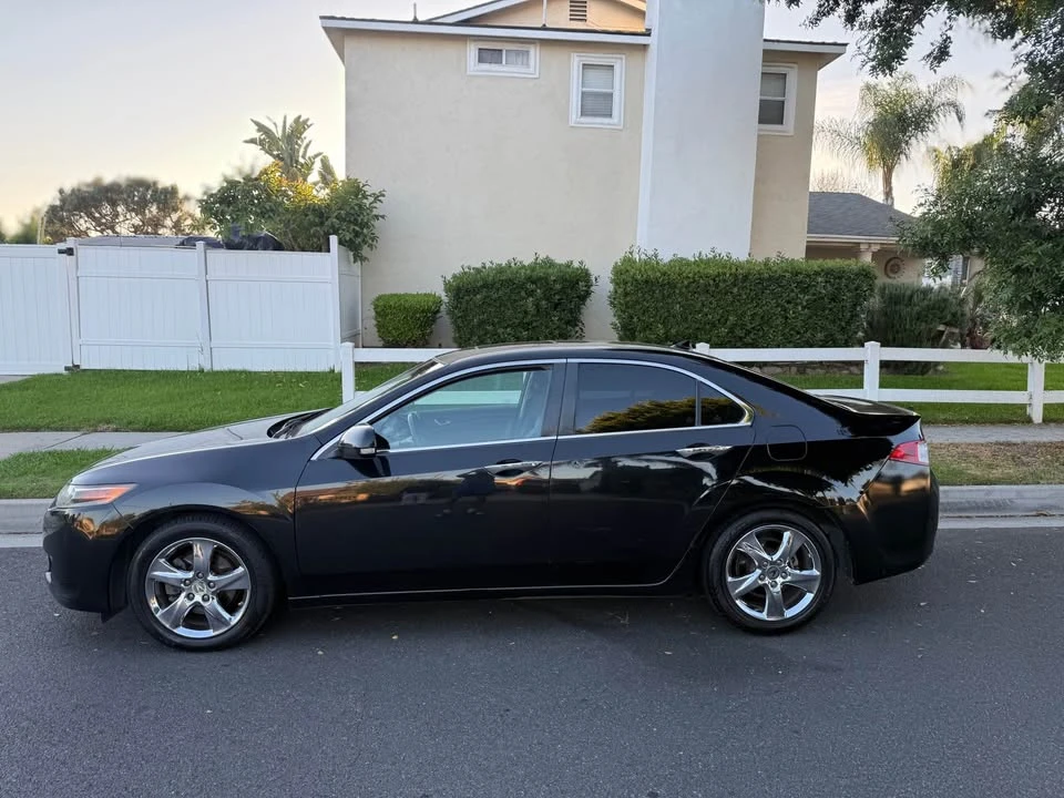 2010 Acura TSX 2nd Gen - Image 2 of 16