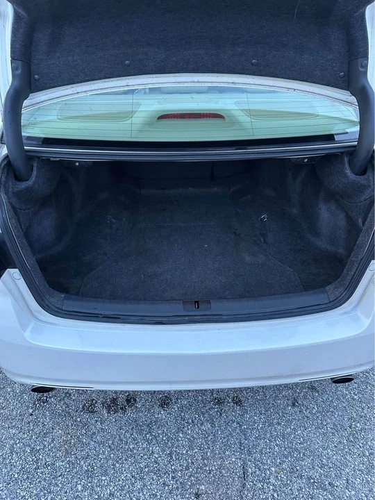 2010 Acura TSX 2nd Gen - Image 7 of 16