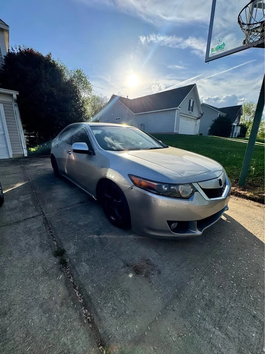 2010 Acura TSX 2nd Gen - Image 2 of 7