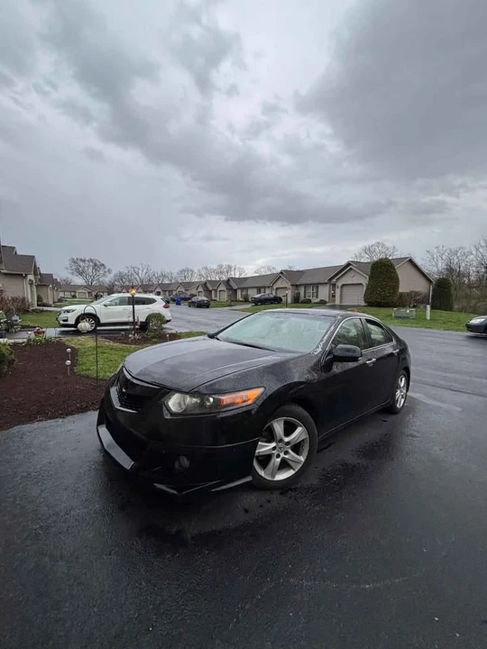 2010 Acura TSX 2nd Gen - Image 2 of 12