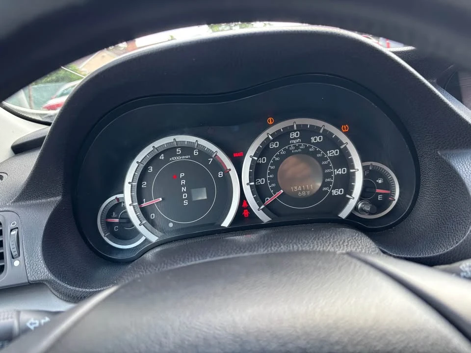 2010 Acura TSX 2nd Gen - Image 7 of 12