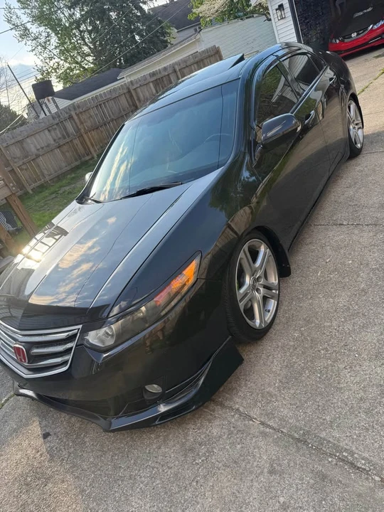 2010 Acura TSX 2nd Gen - Image 2 of 4