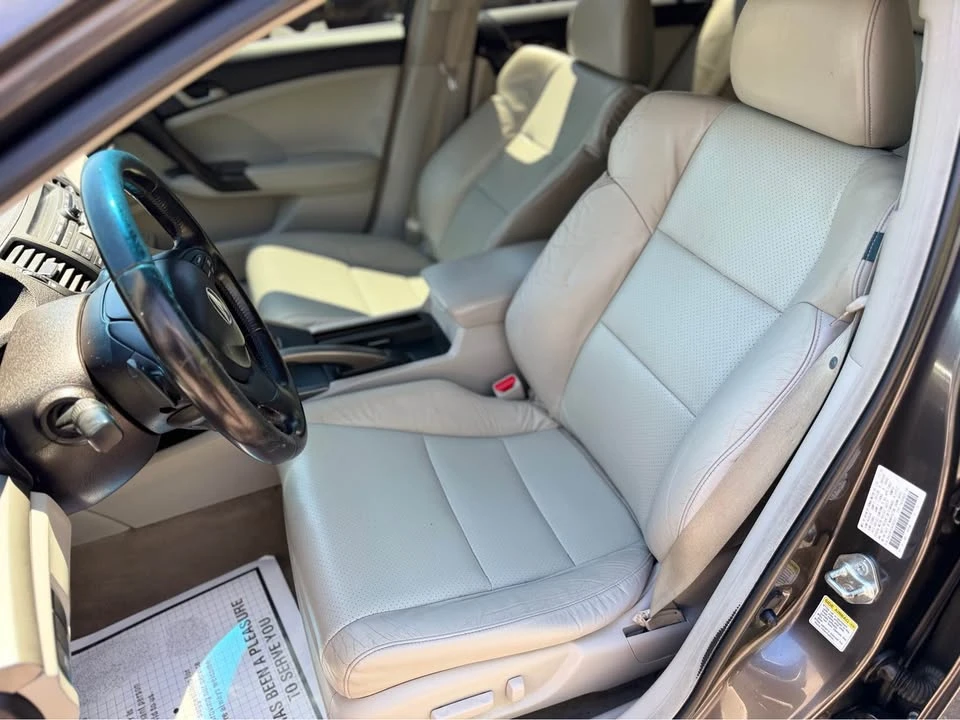 2010 Acura TSX 2nd Gen - Image 9 of 20