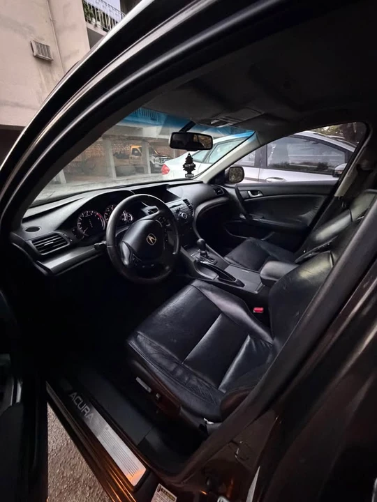 2010 Acura TSX 2nd Gen - Image 7 of 8