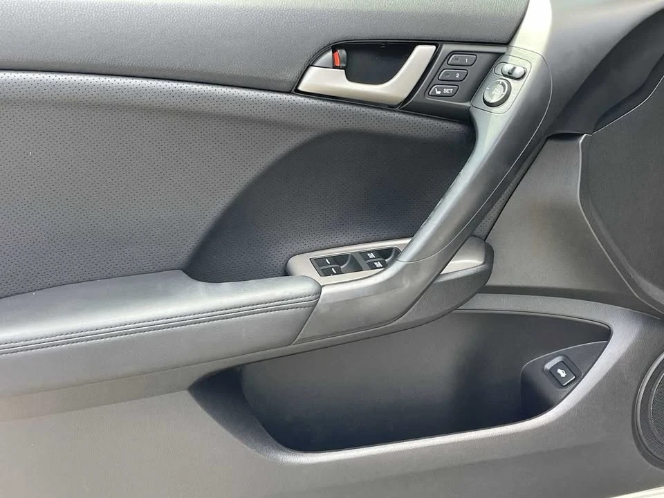 2010 Acura TSX 2nd Gen - Image 12 of 20
