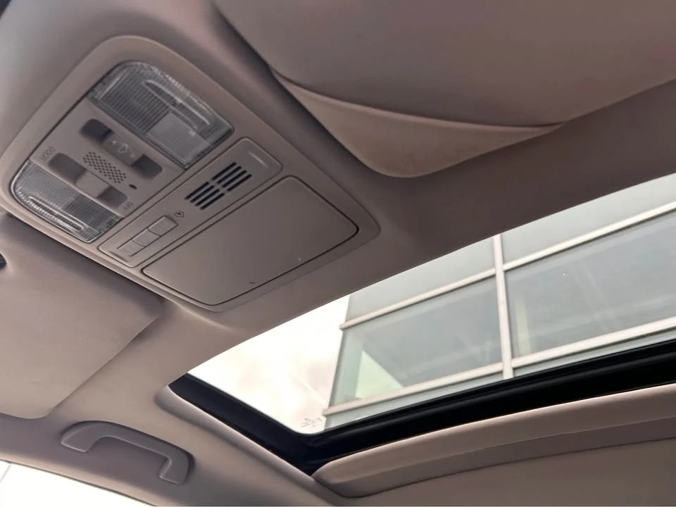 2010 Acura TSX 2nd Gen - Image 7 of 9