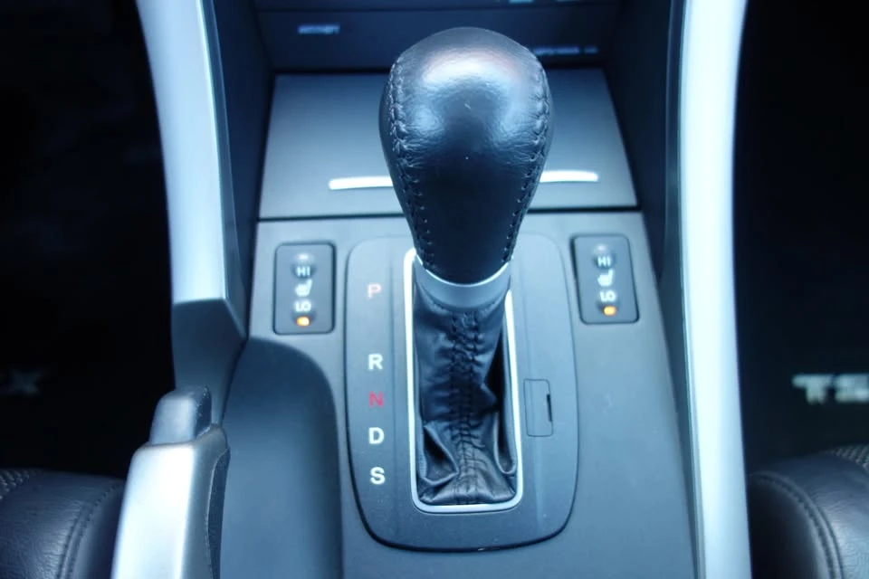 2010 Acura TSX 2nd Gen - Image 16 of 20