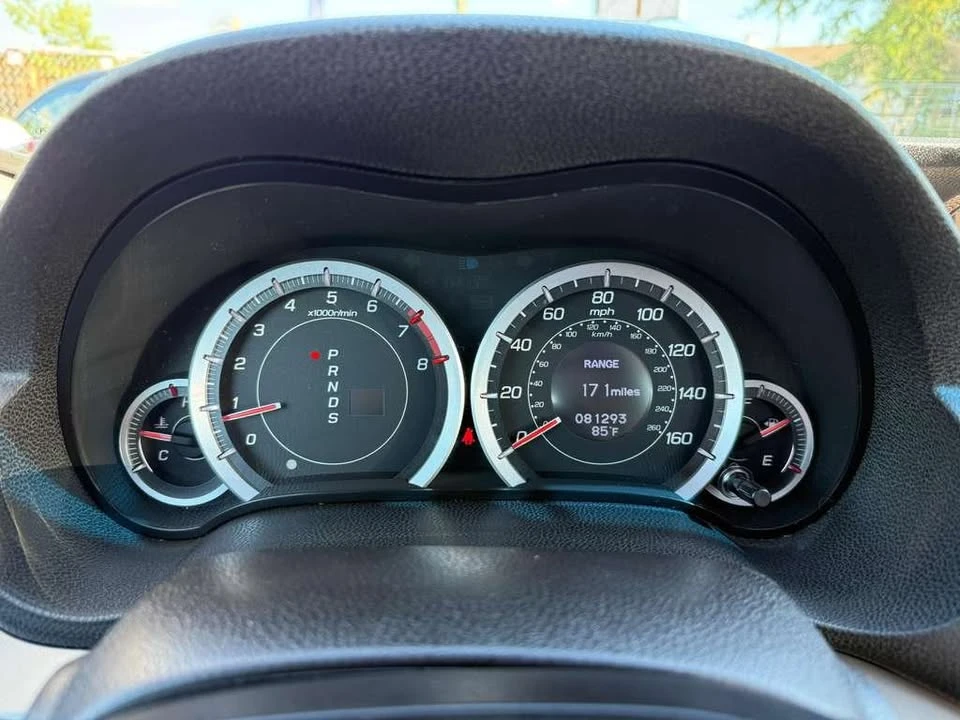 2010 Acura TSX 2nd Gen - Image 13 of 16