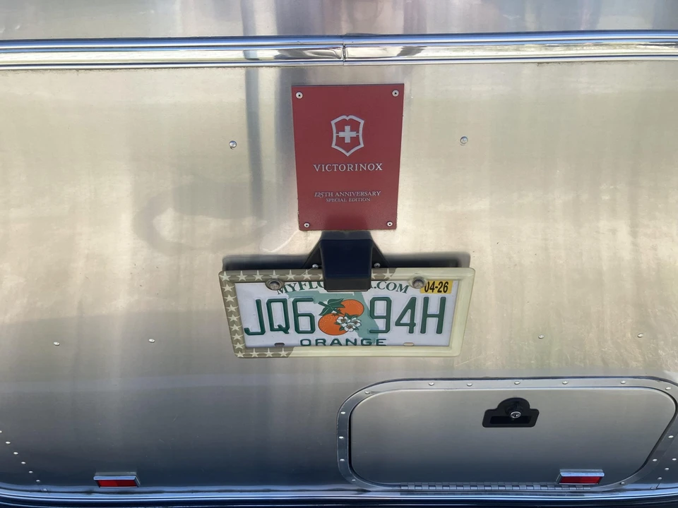 2010 Airstream - Image 22 of 31