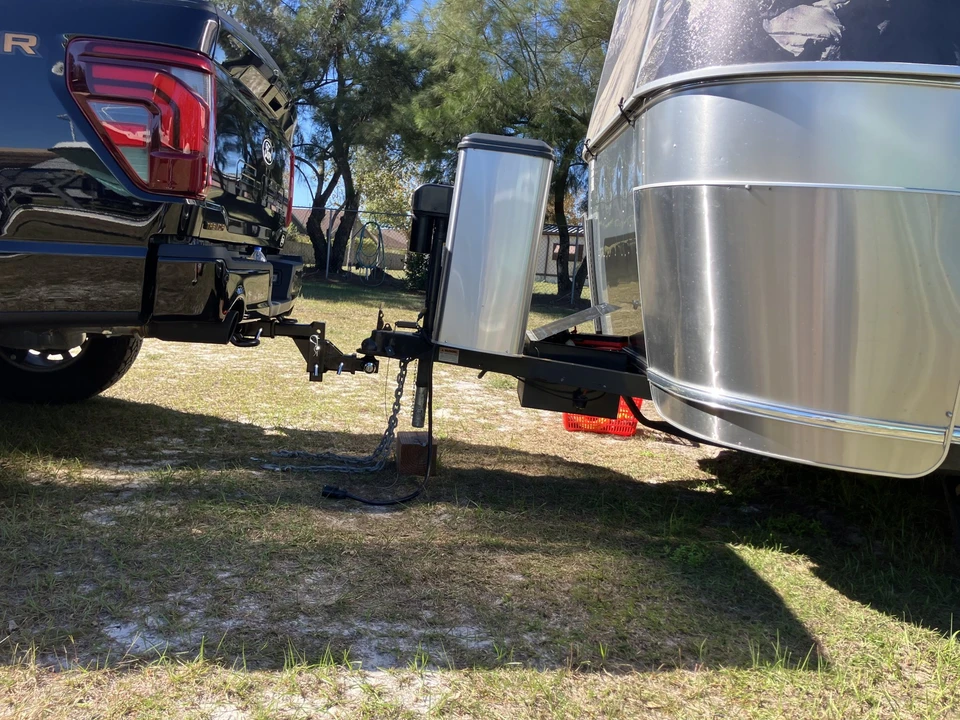 2010 Airstream - Image 25 of 31