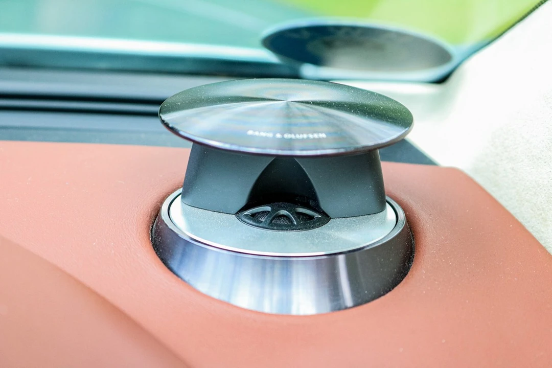 2010 Aston Martin DB9 - Image 27 of 30