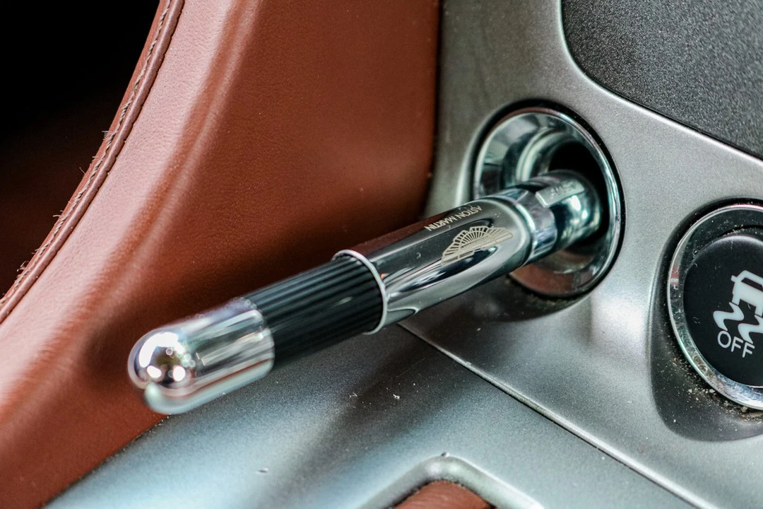2010 Aston Martin DB9 - Image 25 of 30
