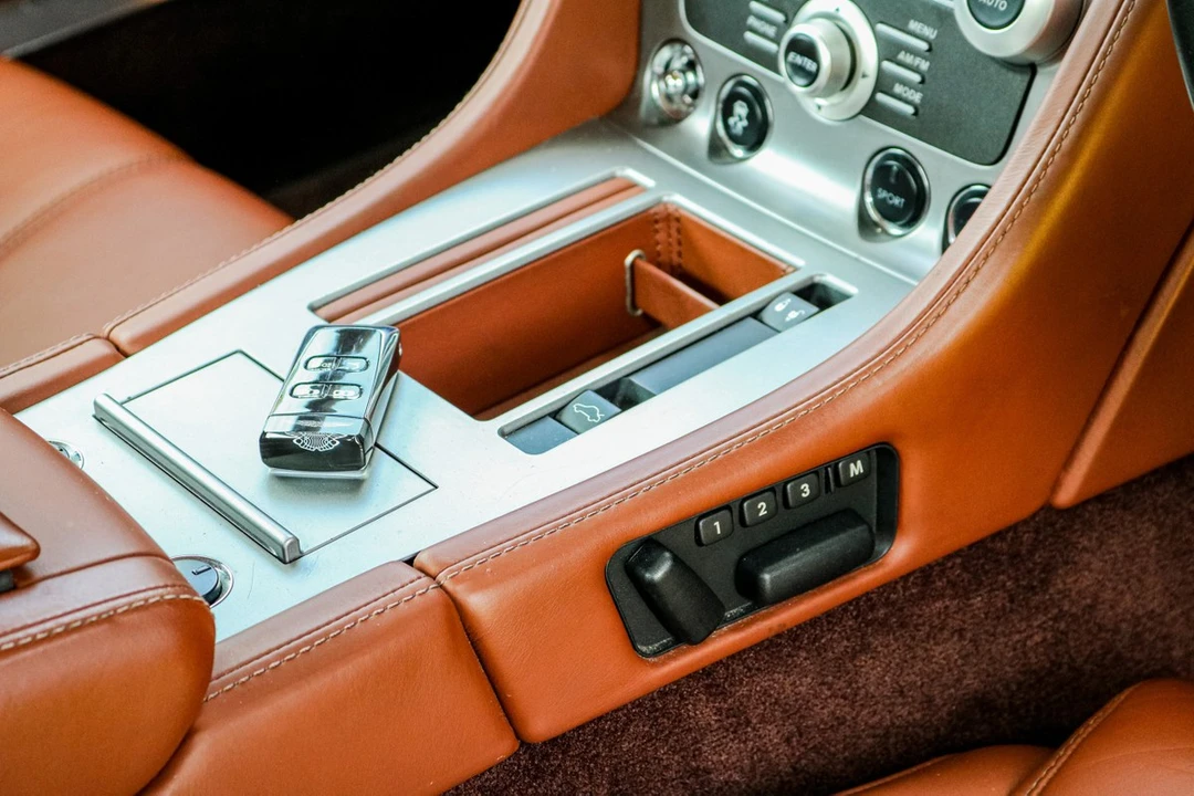 2010 Aston Martin DB9 - Image 26 of 30
