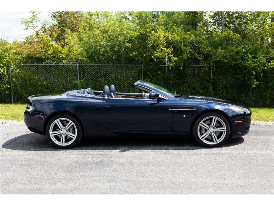 2010 Aston Martin DB9 - Image 2 of 30