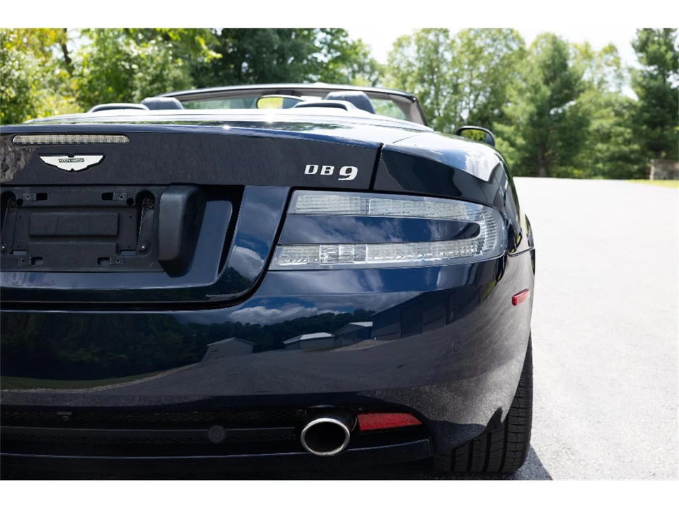 2010 Aston Martin DB9 - Image 9 of 30