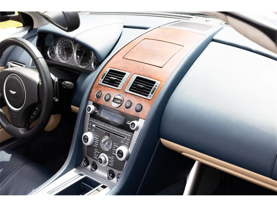 2010 Aston Martin DB9 - Image 19 of 30