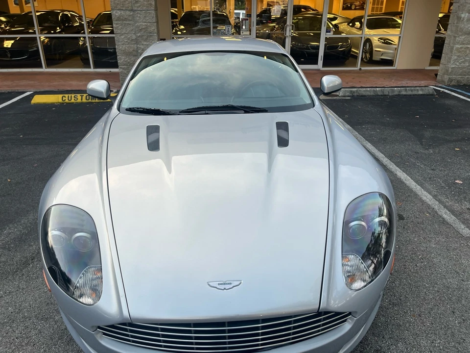 2010 Aston Martin DB9 - Image 14 of 21