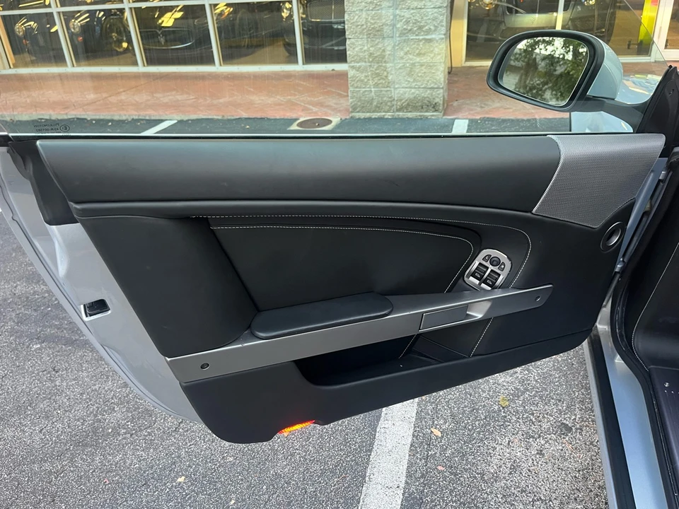2010 Aston Martin DB9 - Image 15 of 21