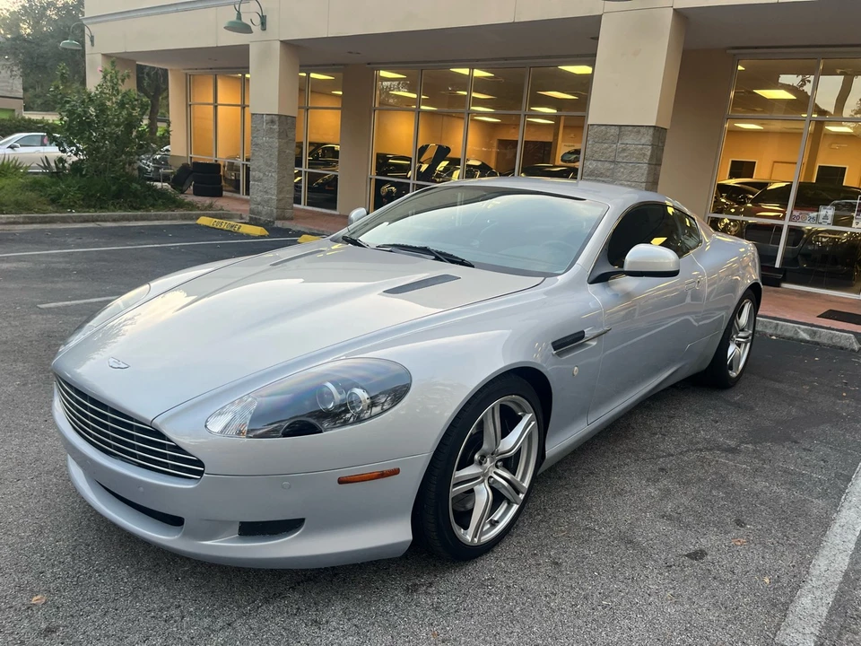2010 Aston Martin DB9 - Image 11 of 12