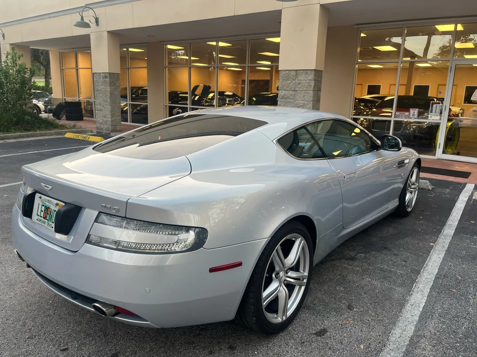 2010 Aston Martin DB9 - Image 4 of 12