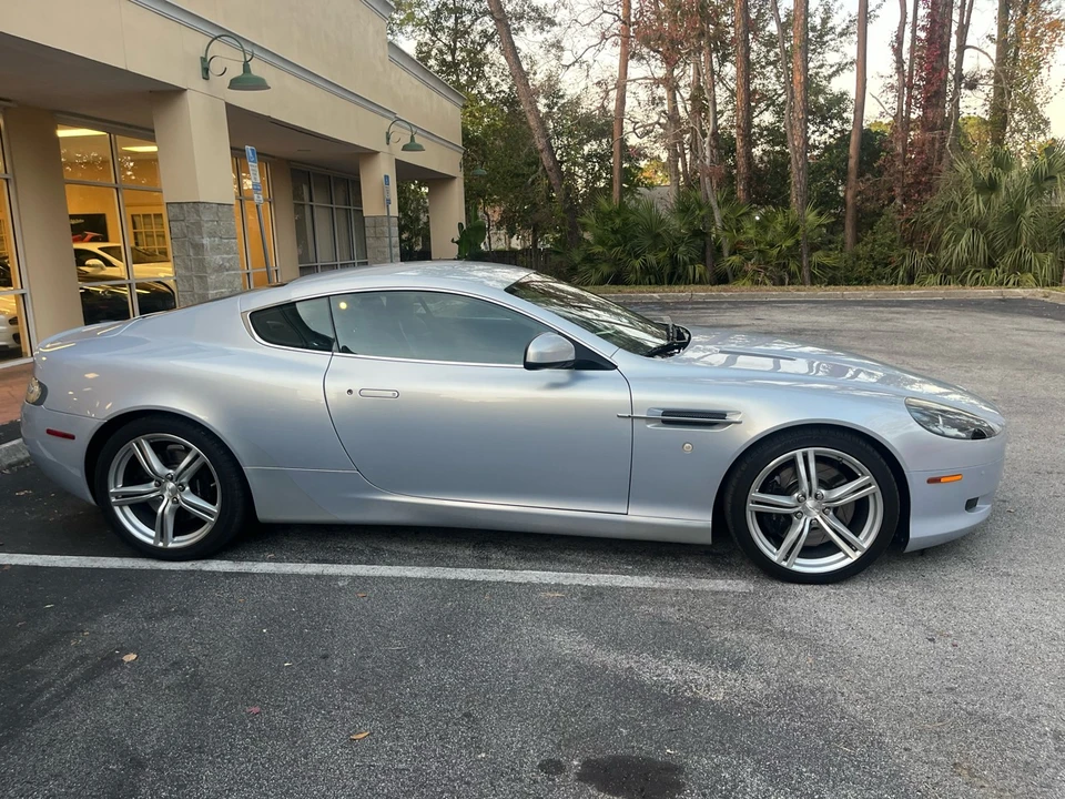 2010 Aston Martin DB9 - Image 3 of 12