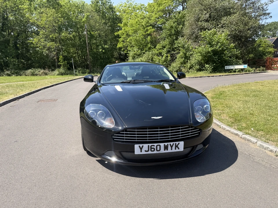 2010 Aston Martin DB9 - Image 10 of 31
