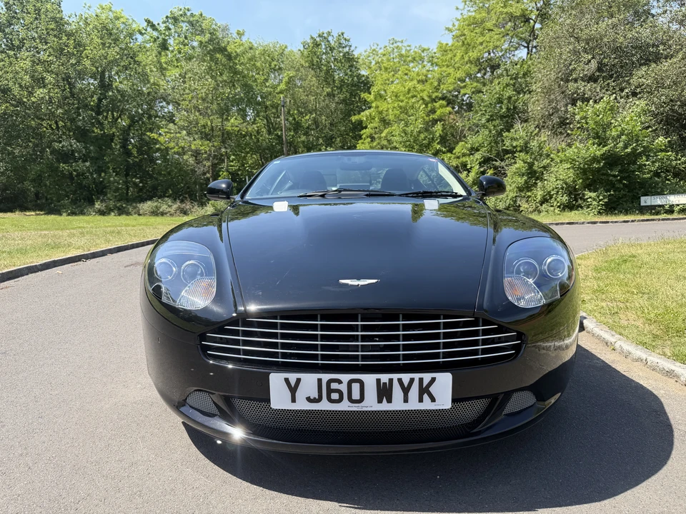 2010 Aston Martin DB9 - Image 2 of 31