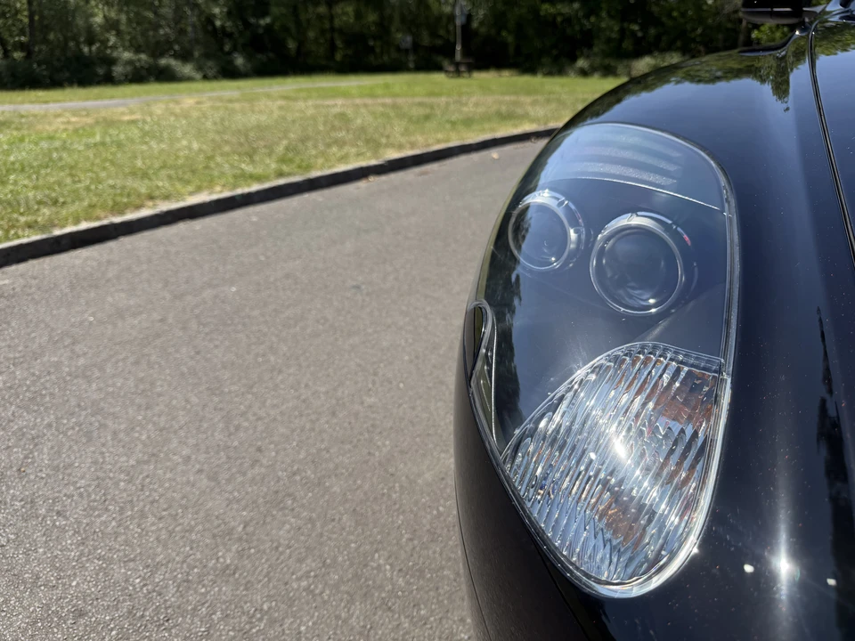 2010 Aston Martin DB9 - Image 14 of 31