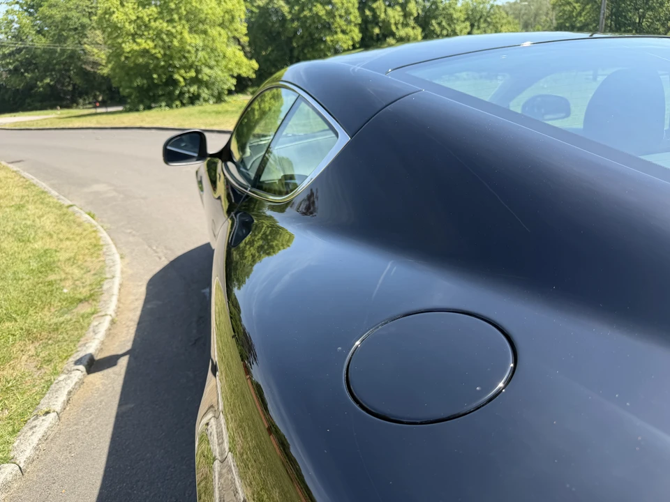 2010 Aston Martin DB9 - Image 21 of 31