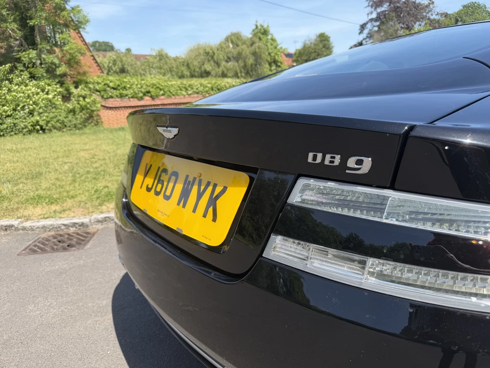 2010 Aston Martin DB9 - Image 25 of 31