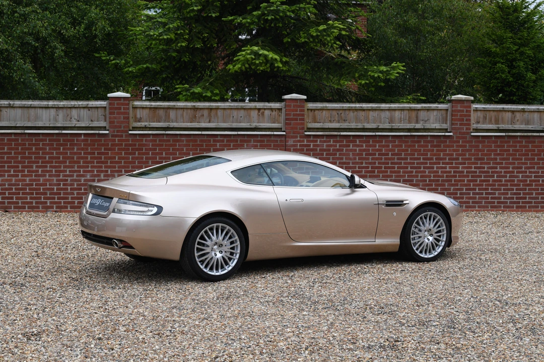 2010 Aston Martin DB9 - Image 2 of 23