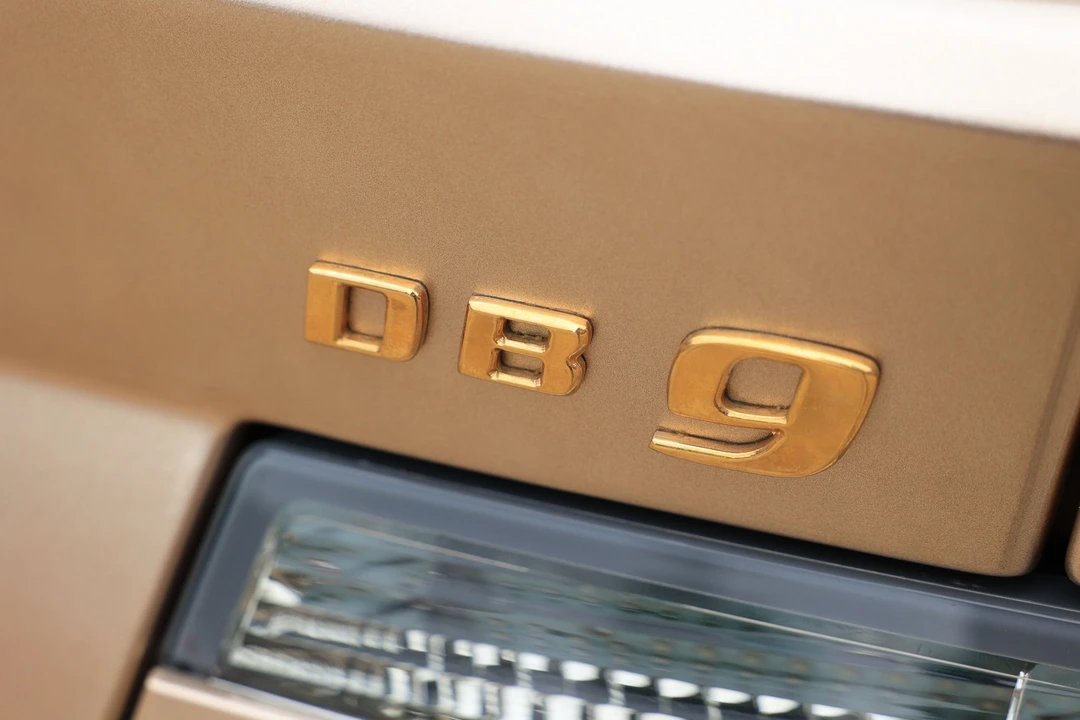 2010 Aston Martin DB9 - Image 9 of 23