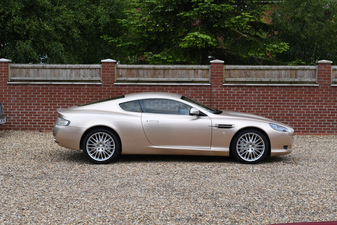 2010 Aston Martin DB9 - Image 4 of 23