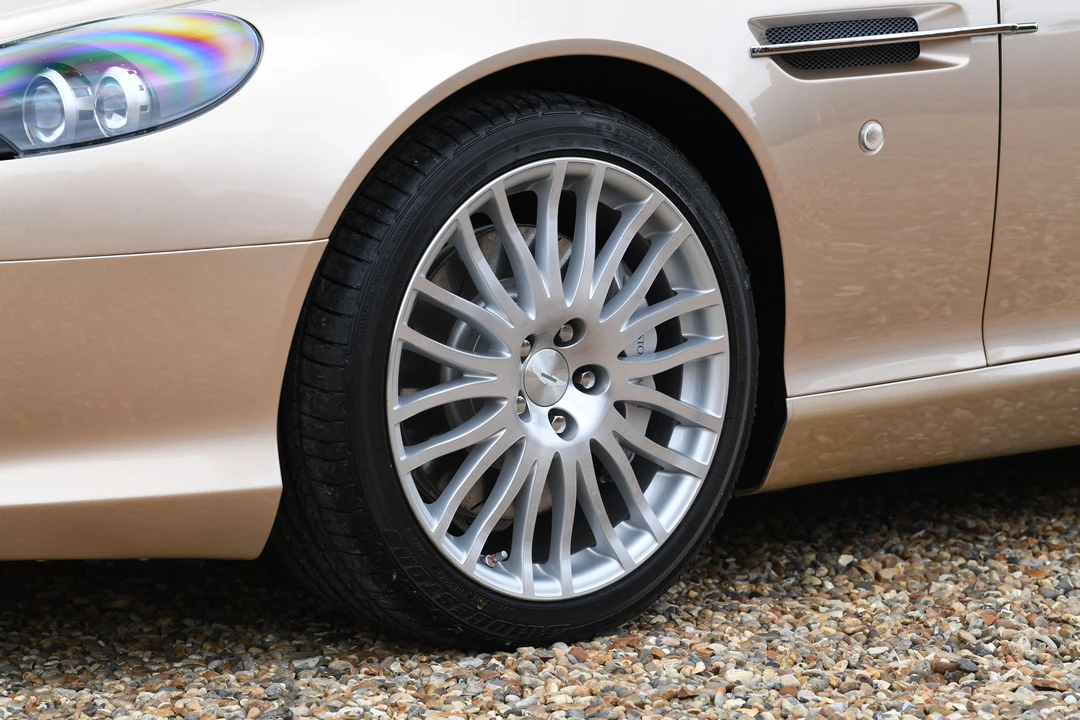 2010 Aston Martin DB9 - Image 6 of 23
