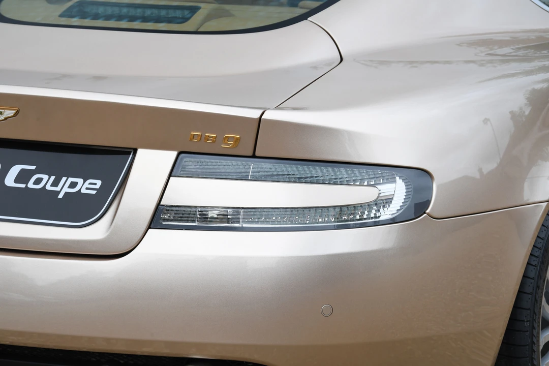 2010 Aston Martin DB9 - Image 8 of 23