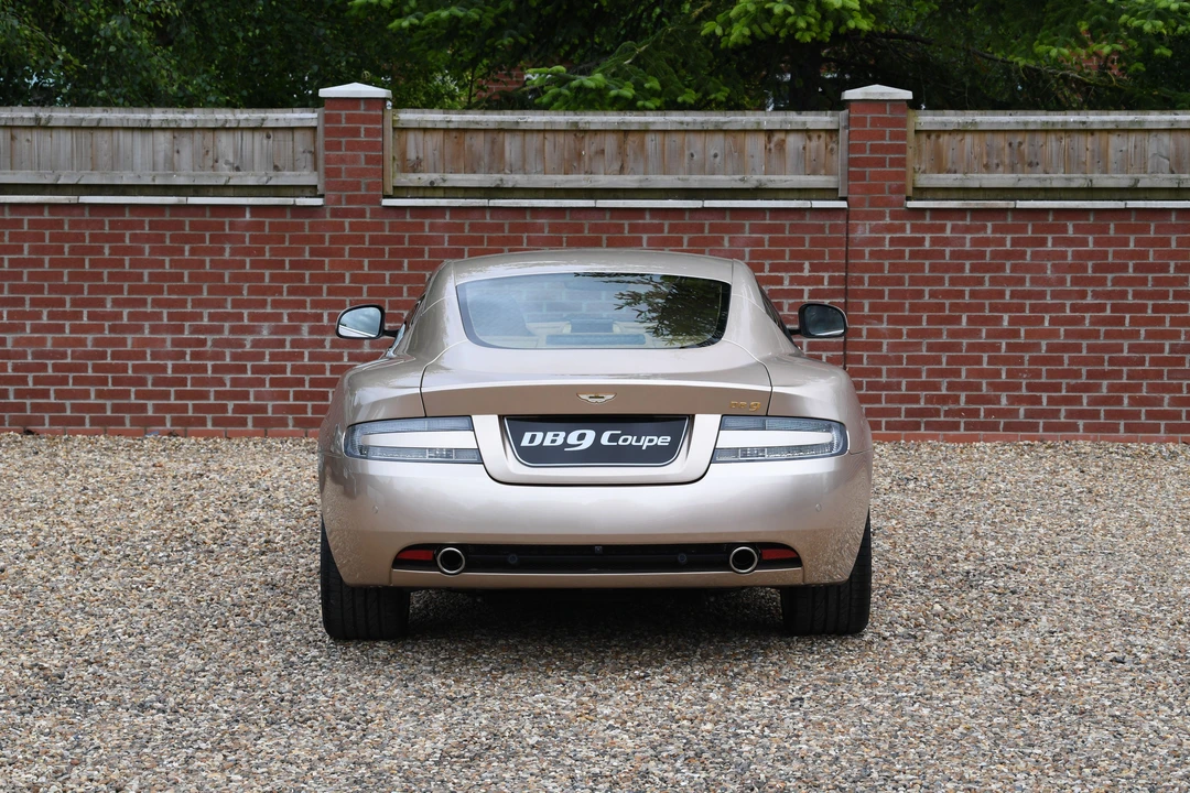 2010 Aston Martin DB9 - Image 7 of 23