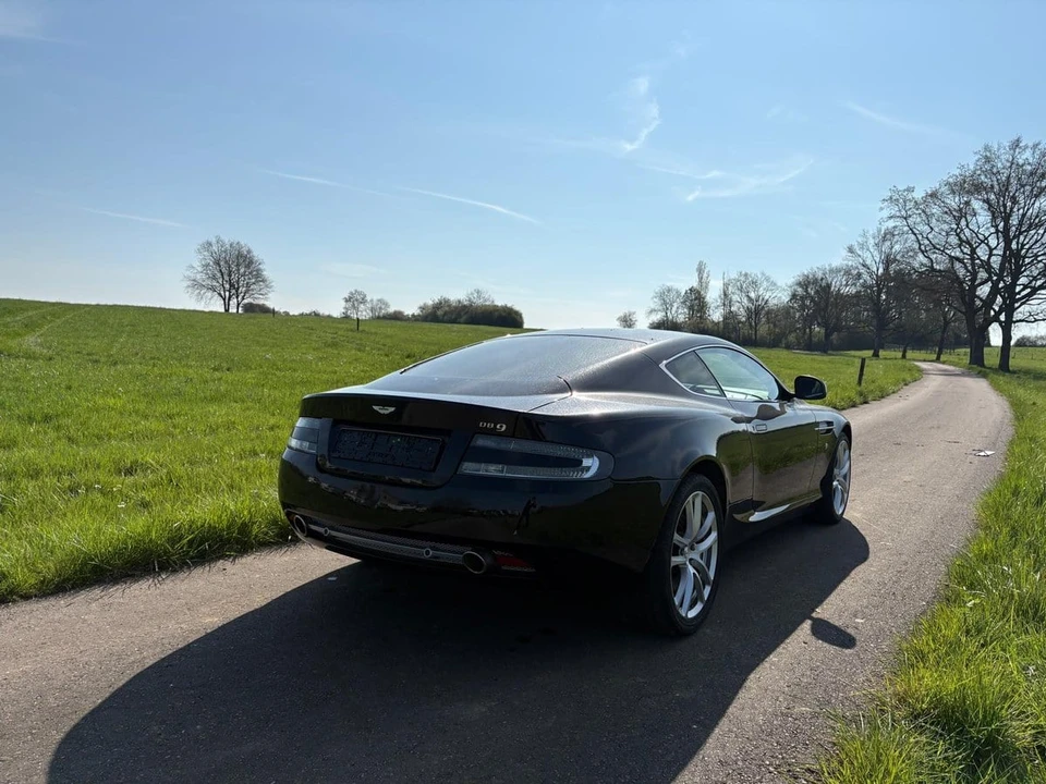 2010 Aston Martin DB9 - Image 6 of 31