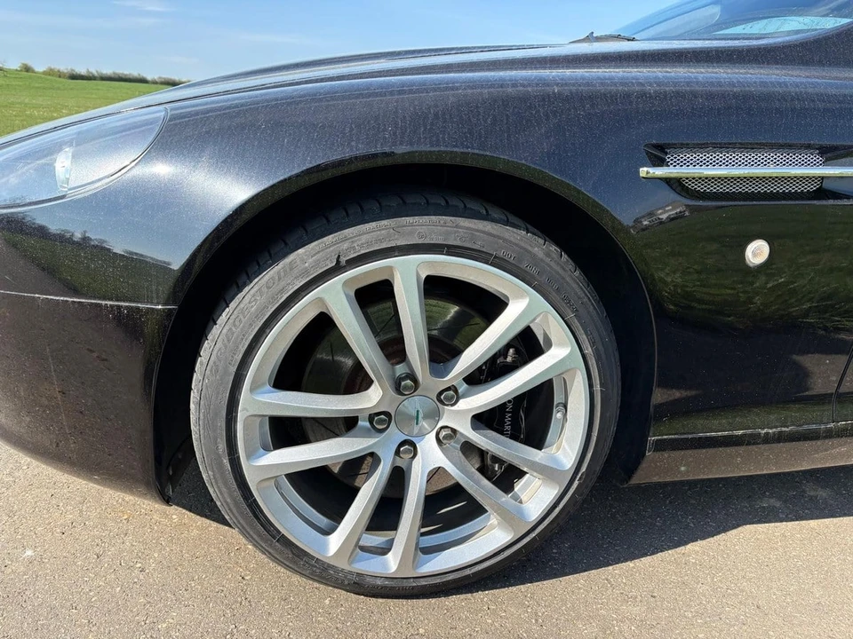 2010 Aston Martin DB9 - Image 14 of 31