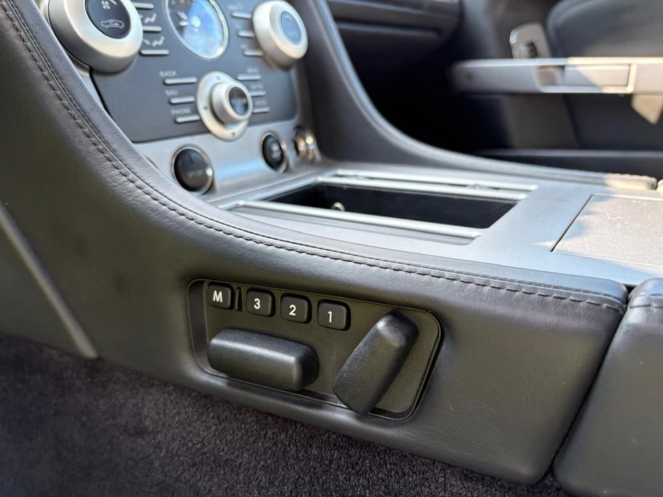 2010 Aston Martin DB9 - Image 27 of 31