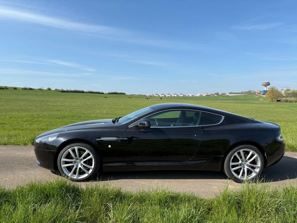 2010 Aston Martin DB9 - Image 4 of 31