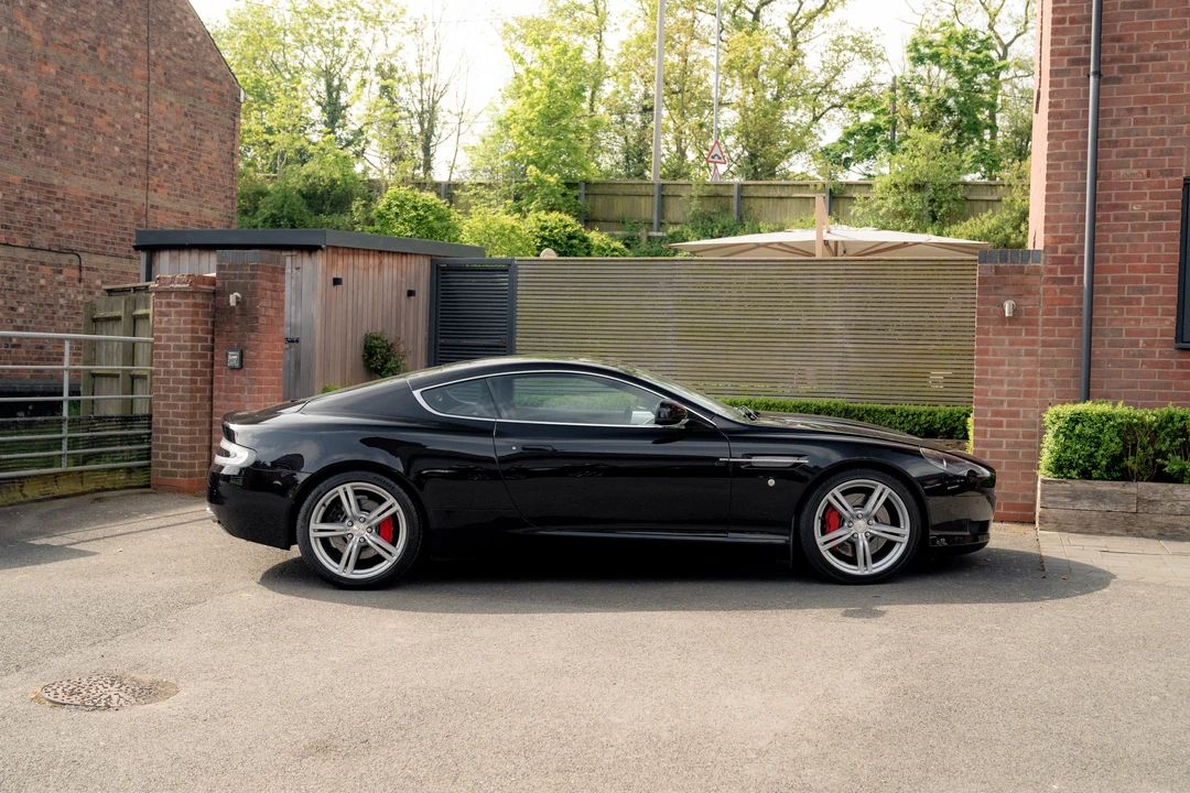 2011 Aston Martin DB9 - Image 4 of 31