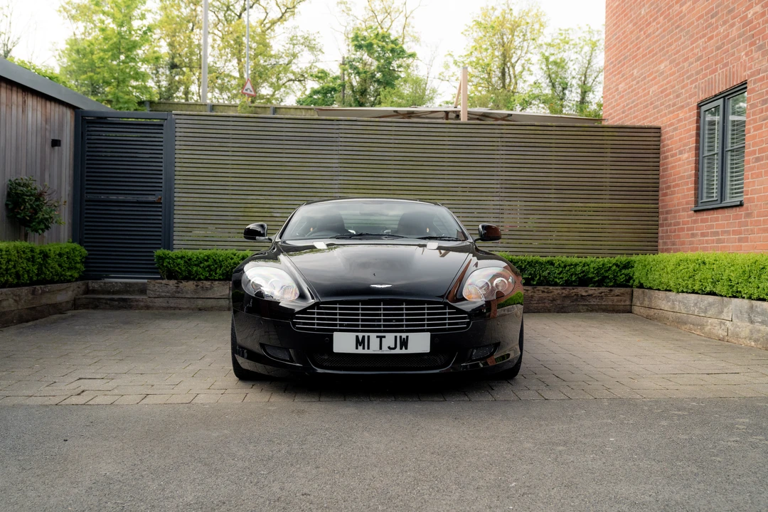 2011 Aston Martin DB9 - Image 10 of 31