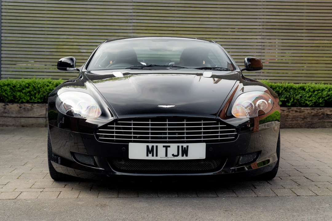 2011 Aston Martin DB9 - Image 2 of 31