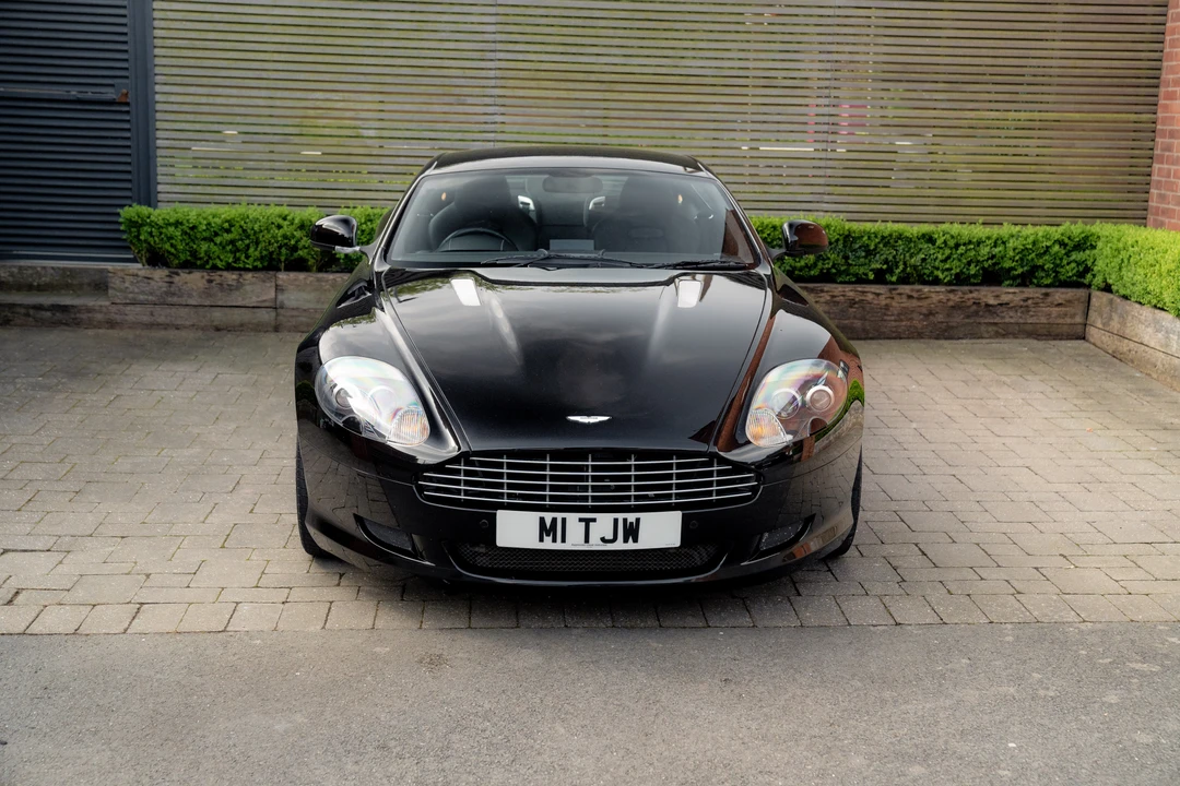 2011 Aston Martin DB9 - Image 11 of 31