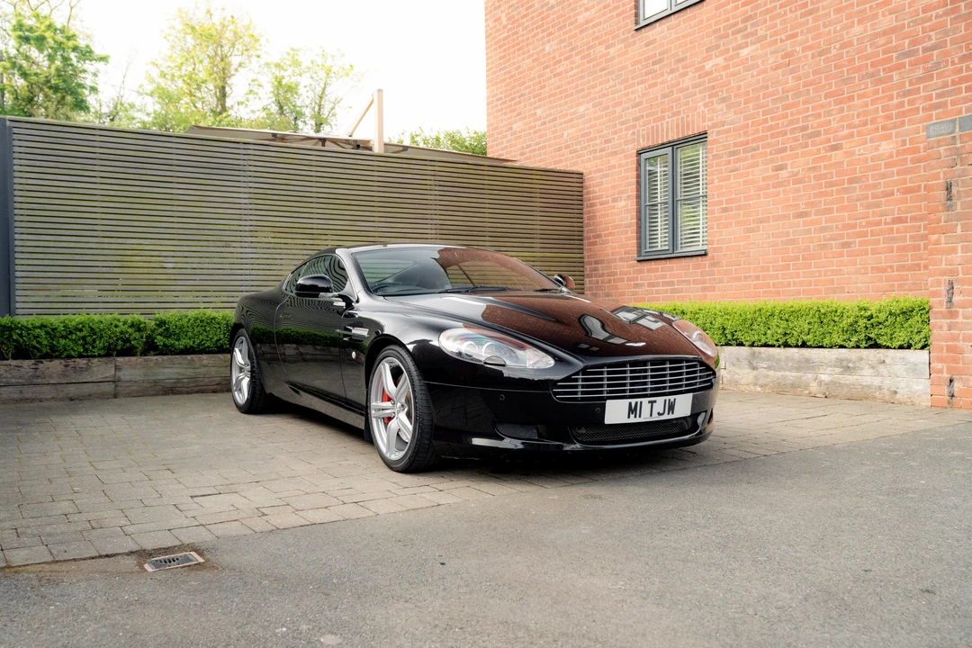 2011 Aston Martin DB9 - Image 12 of 31