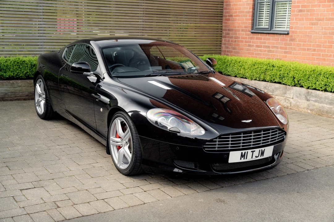 2011 Aston Martin DB9 - Image 13 of 31