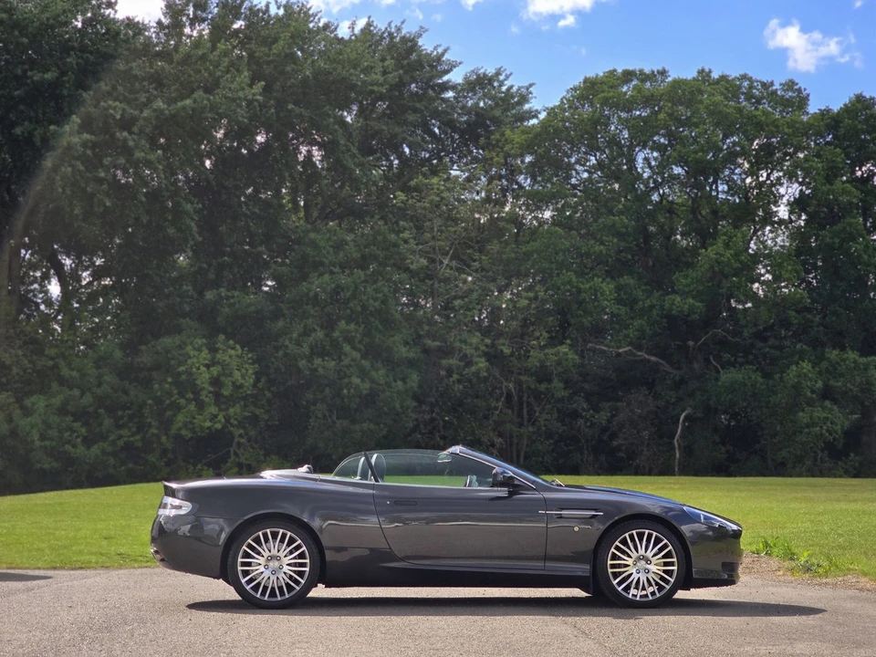 2010 Aston Martin DB9 - Image 7 of 30