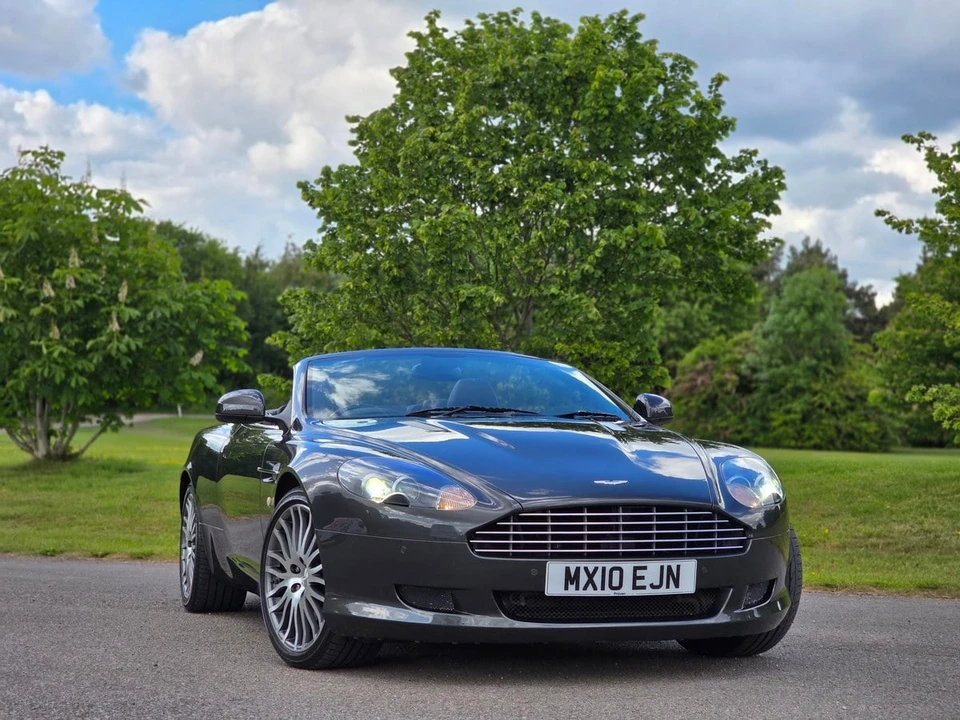 2010 Aston Martin DB9 - Image 11 of 30