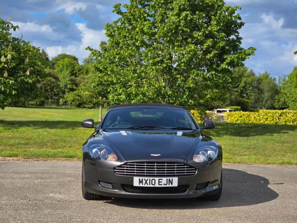 2010 Aston Martin DB9 - Image 18 of 30